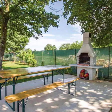 Charmantes In Marceljani Mit Privatem Pool Labin (Istria)